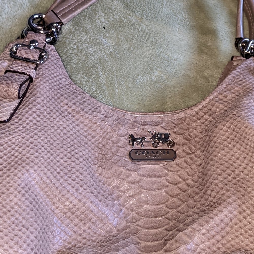 Coach Shoulder Handbag,